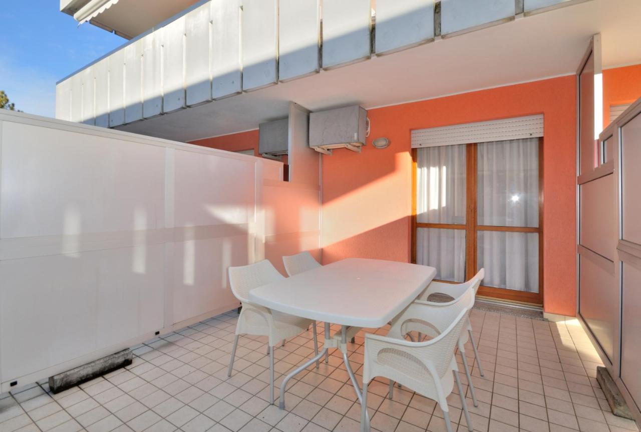 Residence Cavallino Bibione Exteriör bild