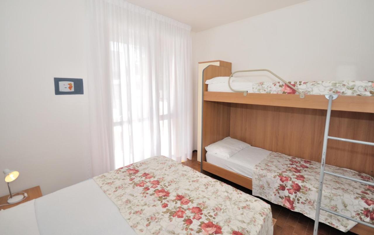 Residence Cavallino Bibione Exteriör bild